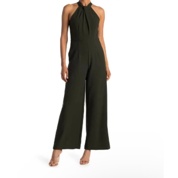 Julia Jordan Halter Wide Leg Crepe Jumpsuit size 8 LBD modern black dress - Picture 1 of 7